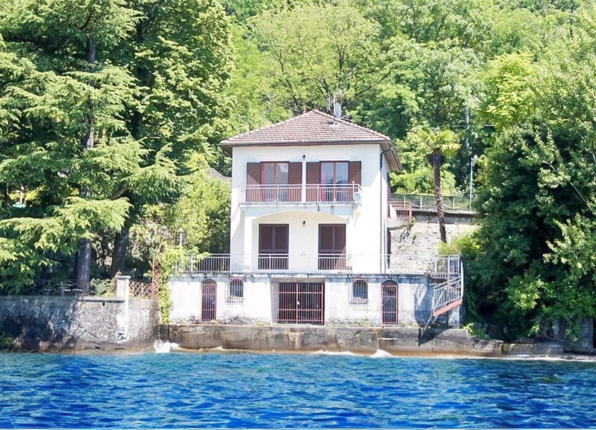 Casa Spiaggia Brezzo Exterior photo