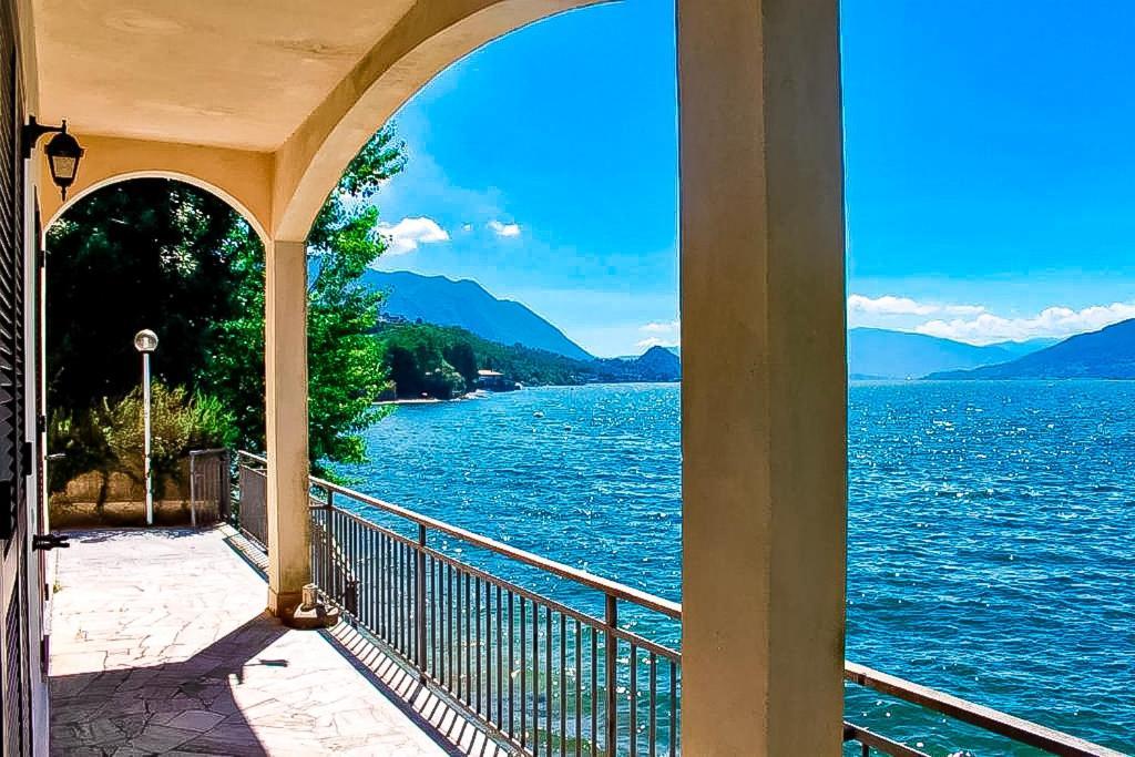 Casa Spiaggia Brezzo Exterior photo